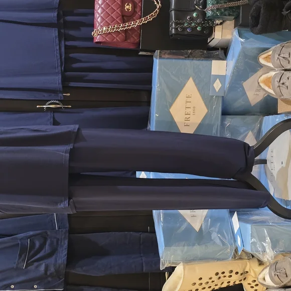 Frette Cascade Lounge Collection 2026 NWT 2 Pieces Top/ Pants Blue Silk/ Cotton - Picture 9 of 17